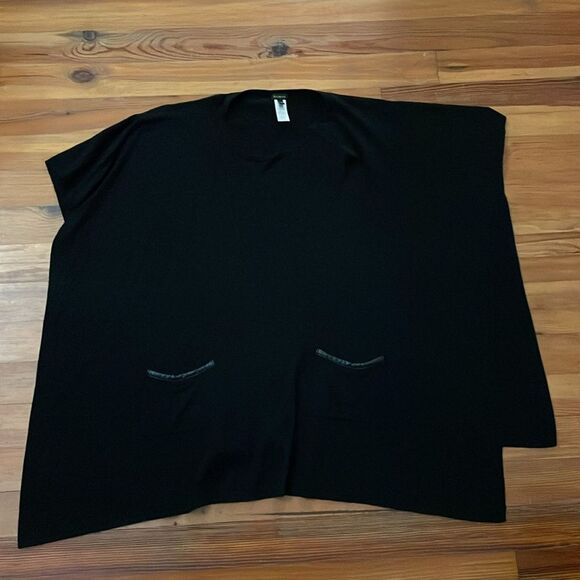 Talbots Black Knit Poncho Wrap Top Womens Size Large / Extra Large Relaxed Fit - Picture 4 of 6